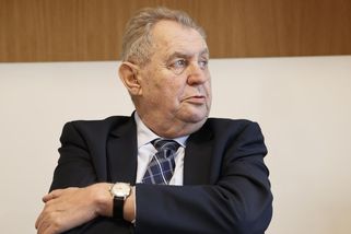 Rusko je agresor a Ukrajině máme pomáhat, prohlásil Zeman a připomněl rok 1968 - Novinky